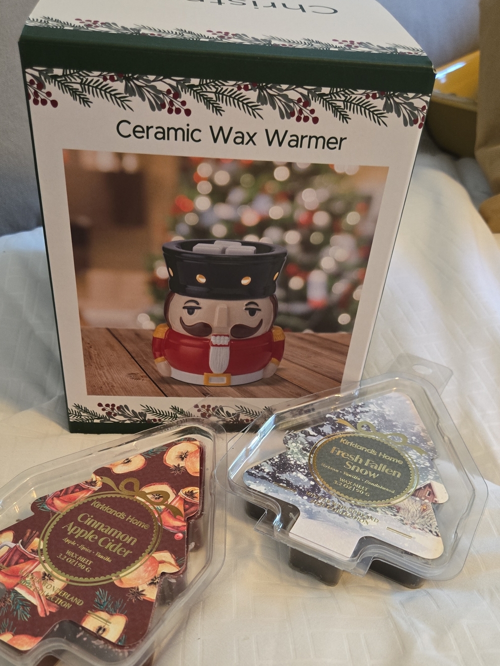Kirklands Nutcracker Ceramic Wax Warmer in Red, Black, Gold, Comes With 3 Waxes.